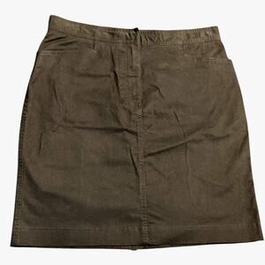 Jones Sport Women's Skirt Size 10 Stretch Slit in Back Pockets Black Denim